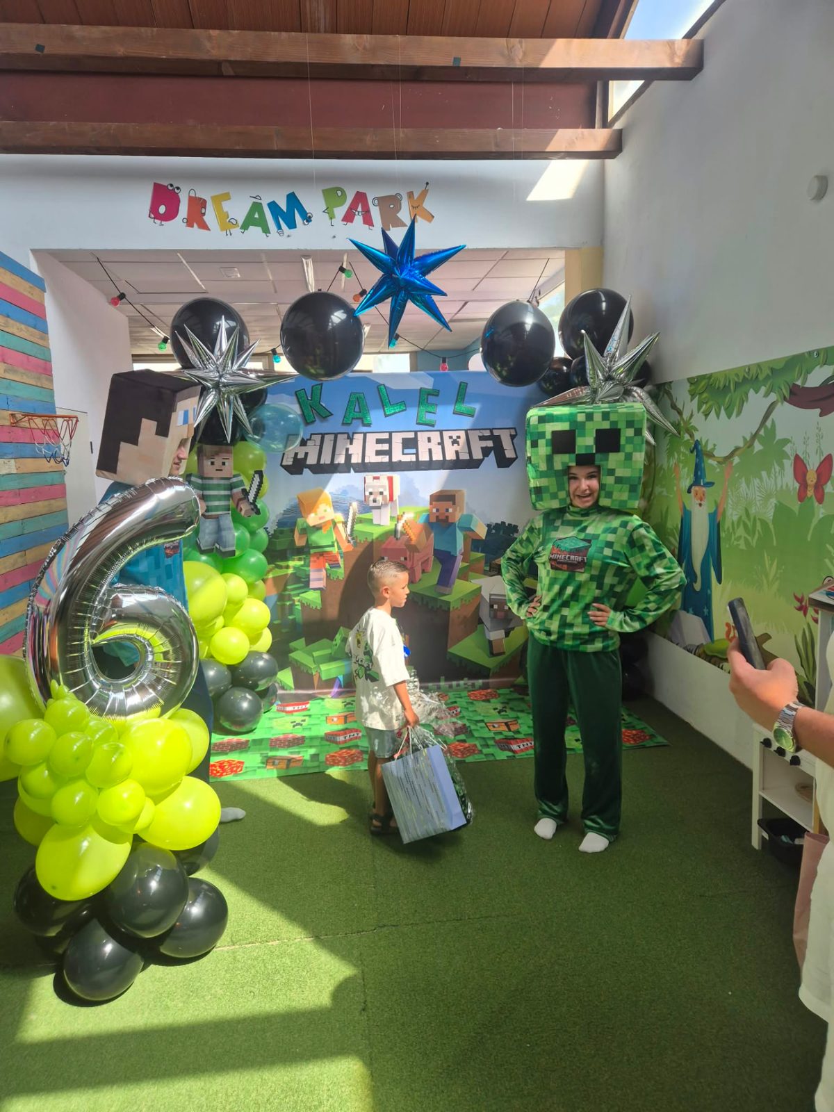 Themed birthday party table set up at Dream Park